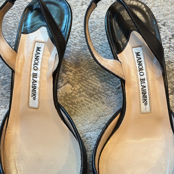 Manila Blahnik Raffia Pointed Toe Kitten Heel Slingbacks - Picture 8 of 11